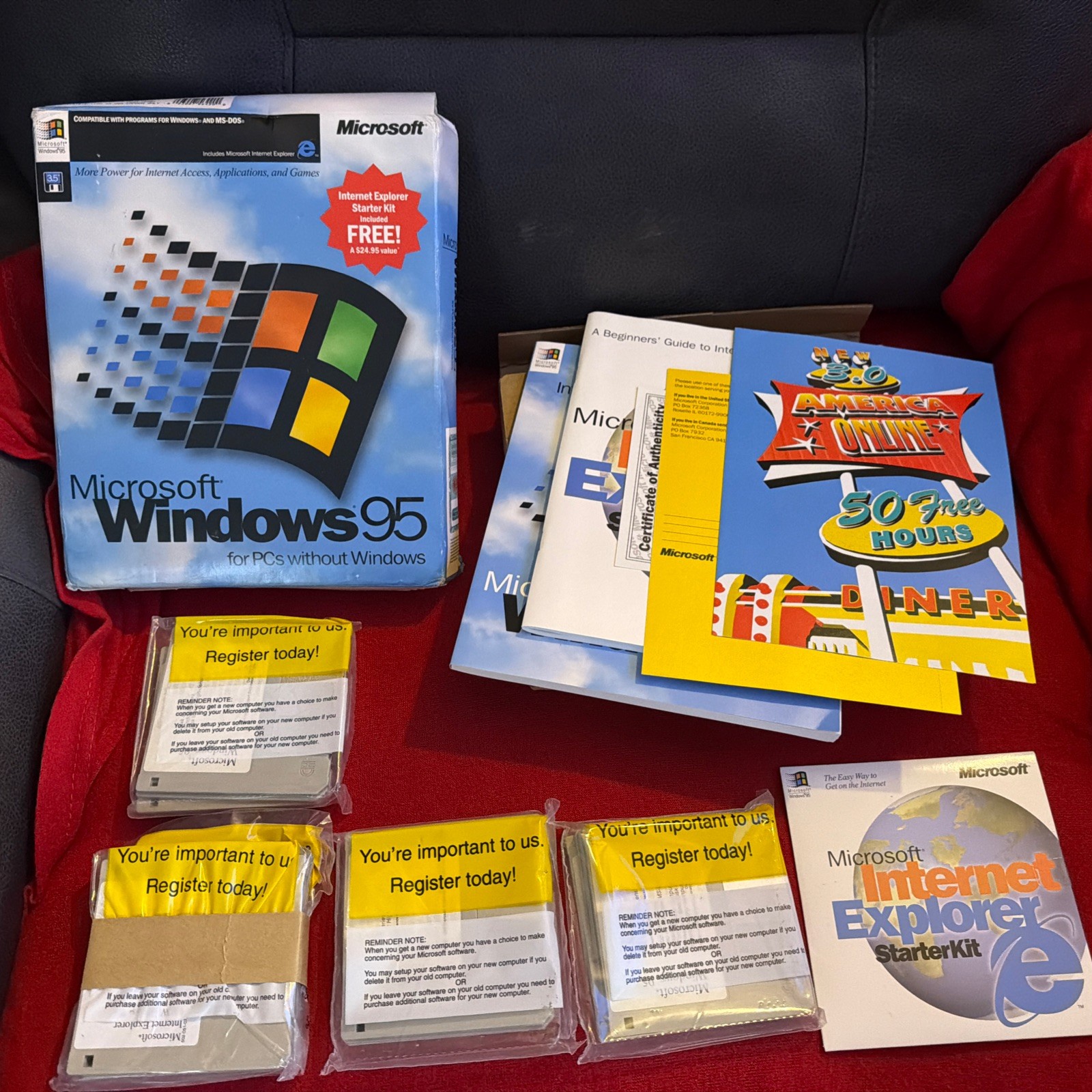 Microsoft Windows 95 OS 3.5" Floppy MS-DOS PCs 1995, Includes Key