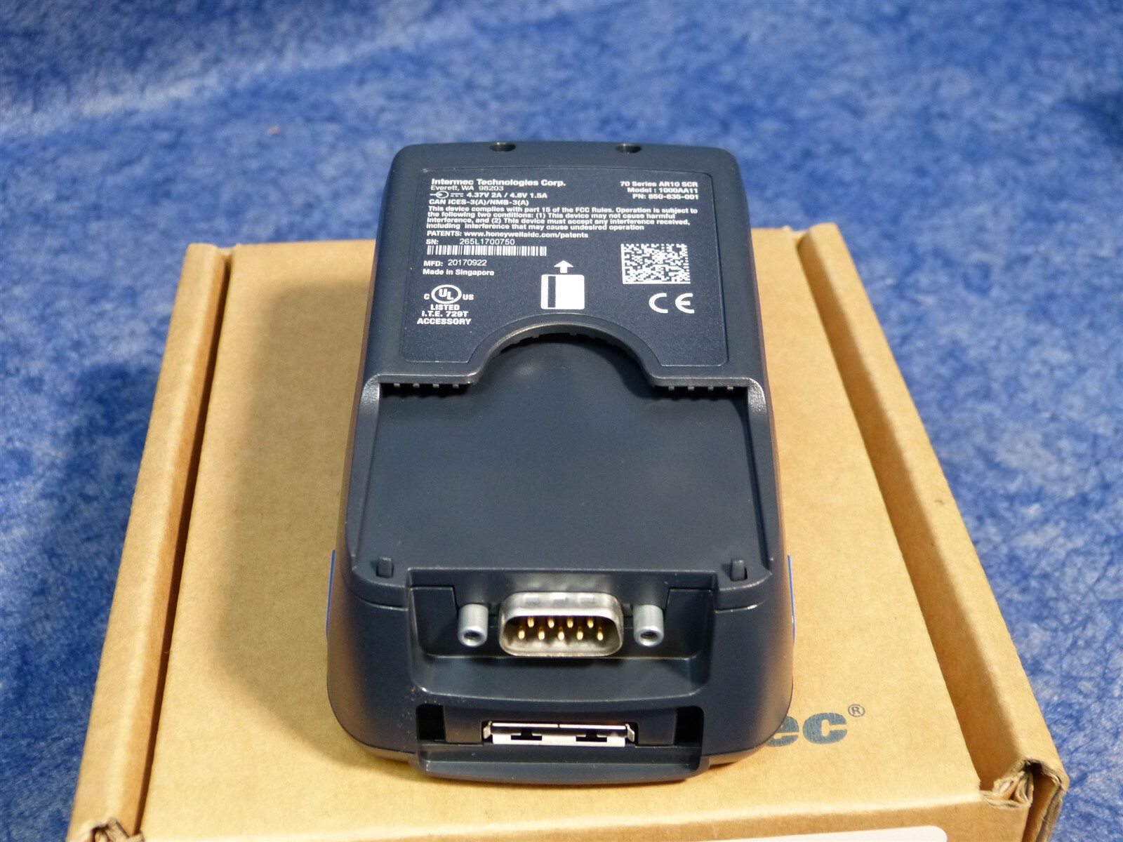 INTERMEC CN70ENI CN70GQ6KN00GG1E10 Mobile Barcode Scanner Computer w Card Reader