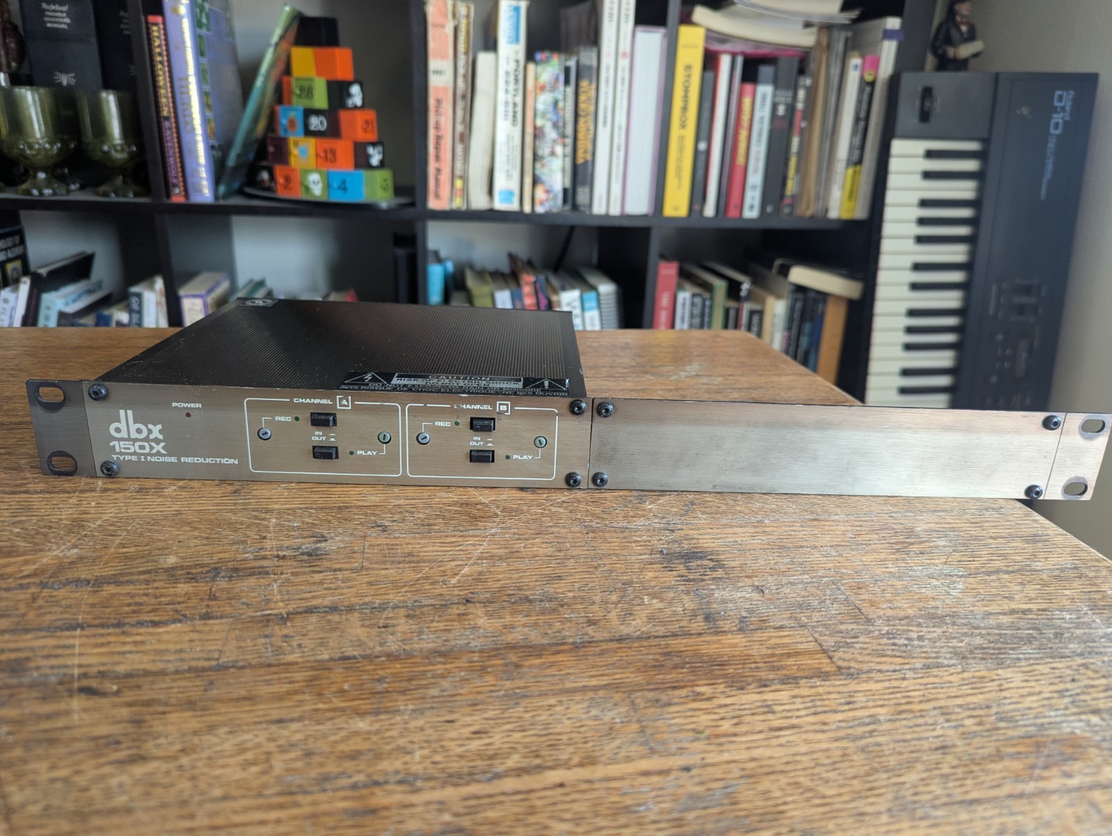 Dbx 150X 2 Channel Type 1 Tape Noise Reduction System + Rack Mount Slot Cover