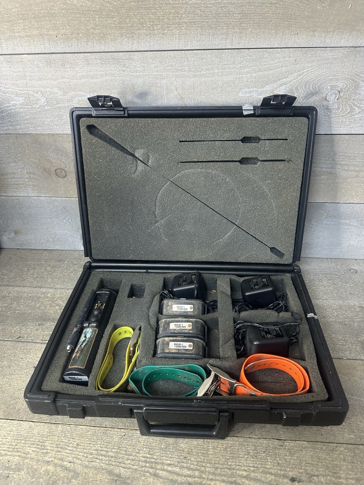Tie-tronics Beagler 3 Dog Training Collar System And Remote Untested For Parts