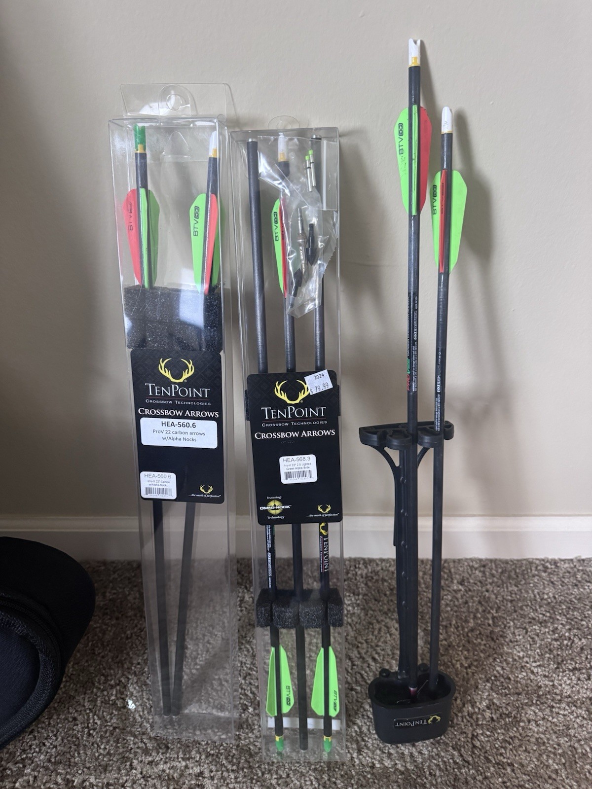 TenPoint Vapor Crossbow with Soft Case and Accessories