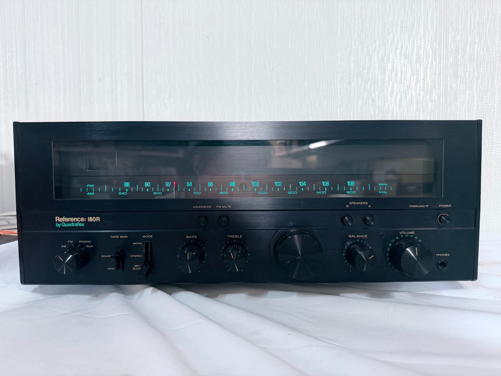 Vintage Reference 180R by Quadraflex 2 Ch AM FM Stereo Receiver