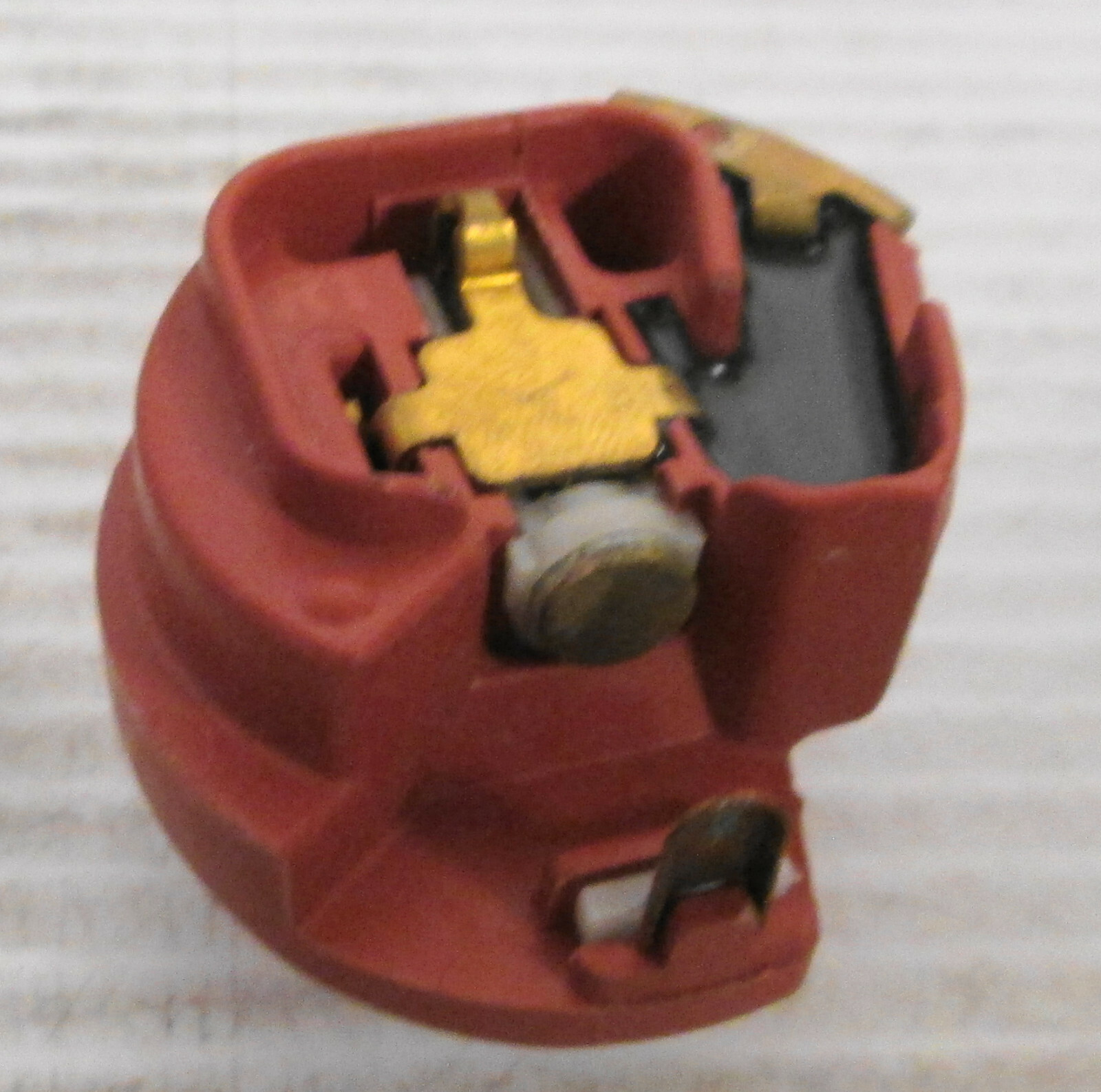 Volkswagen 026905225C Rotor Distributor