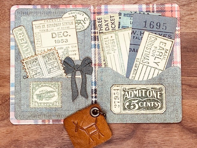 Mini booklet with pocket & slot cutting dies. (set of 4)