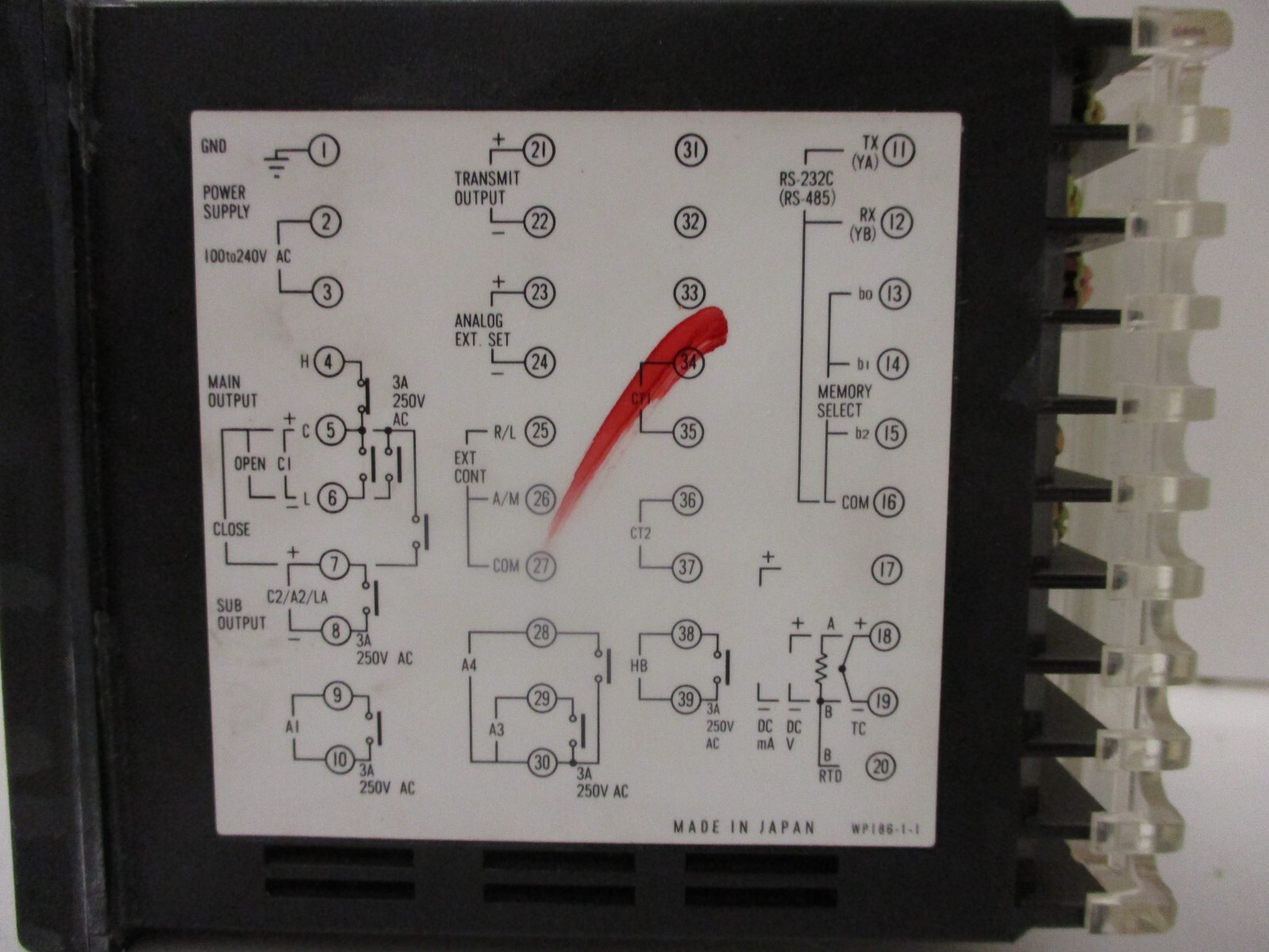 SHINKO FCD-13A-A/M TEMPERATURE CONTROLLER