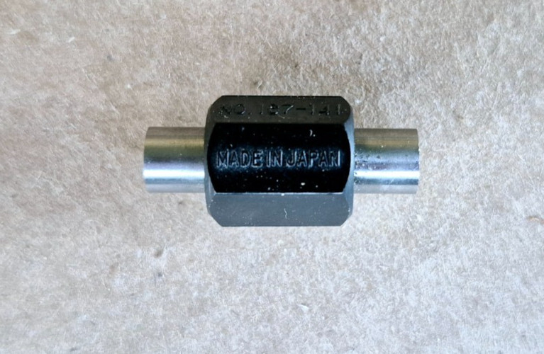 Mitutoyo 143-122 Caliper Type Micrometer 1-2″ .001"