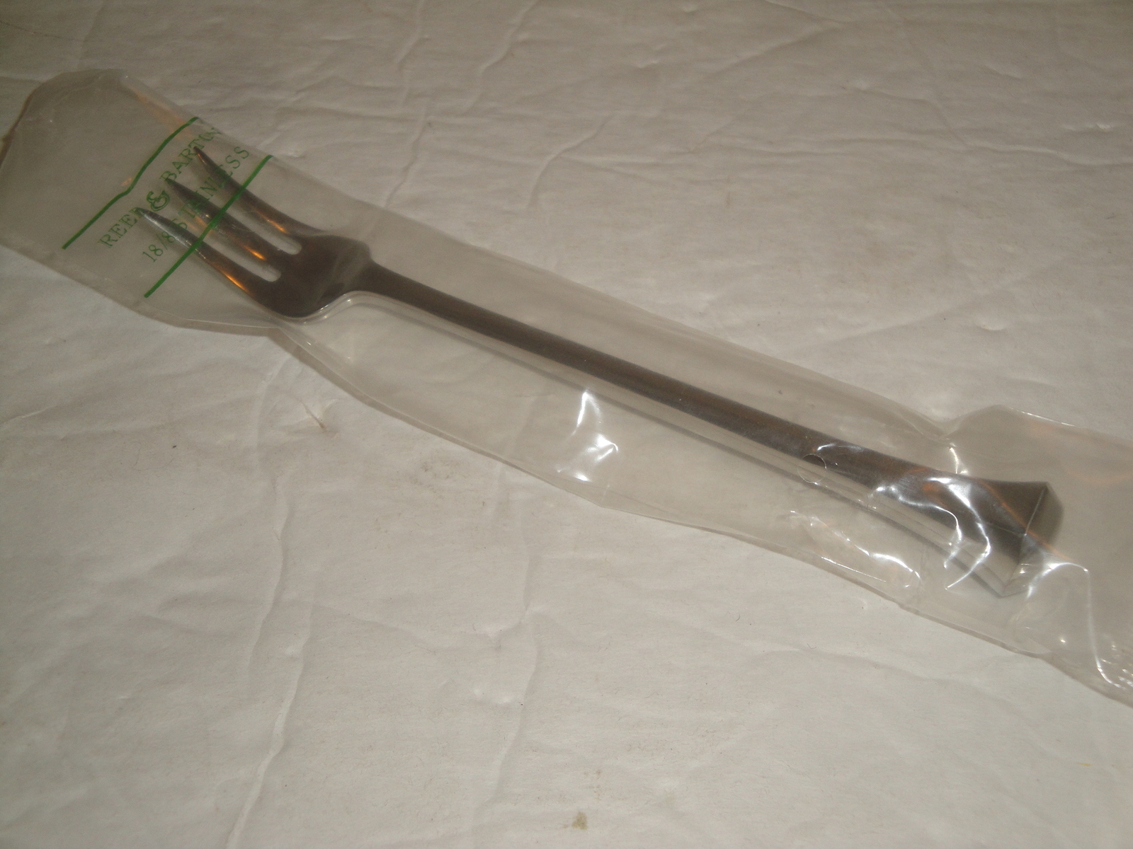 REED & BARTON REVOLUTION STAINLESS SEAFOOD COCKTAIL FORK NOS NEW JAPAN
