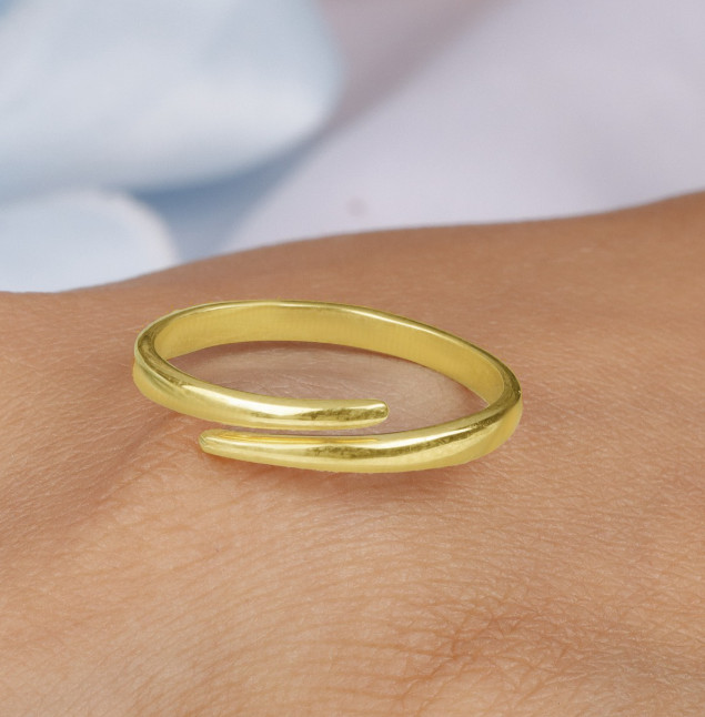 Adjustable Daily Wear Toe Ring For Women's Solid Metal Yellow Plated Silver