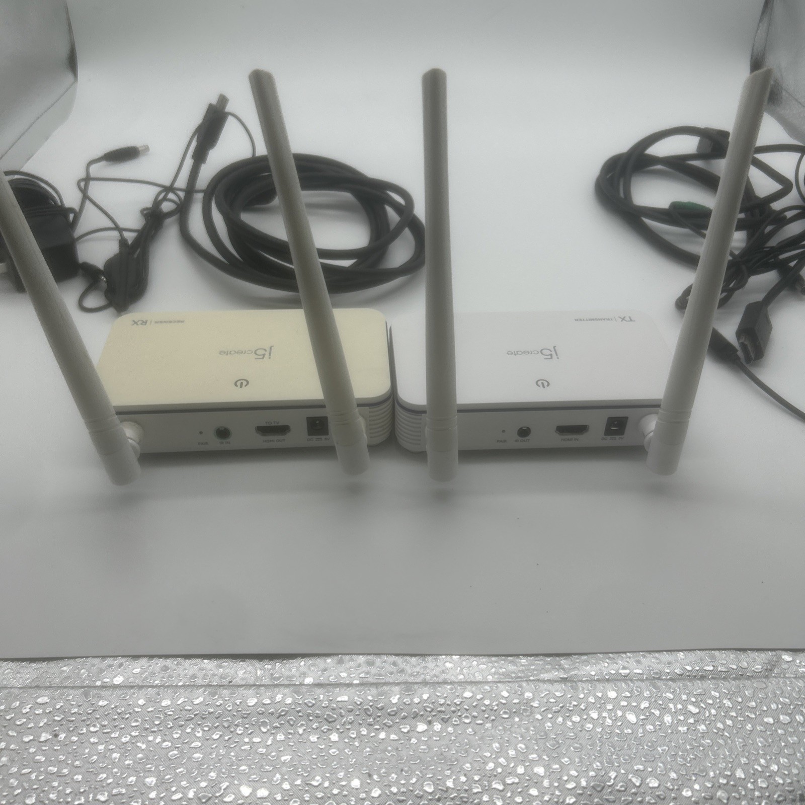 j5create Wireless HDMI Display Extender JVAW52 White @G. A1