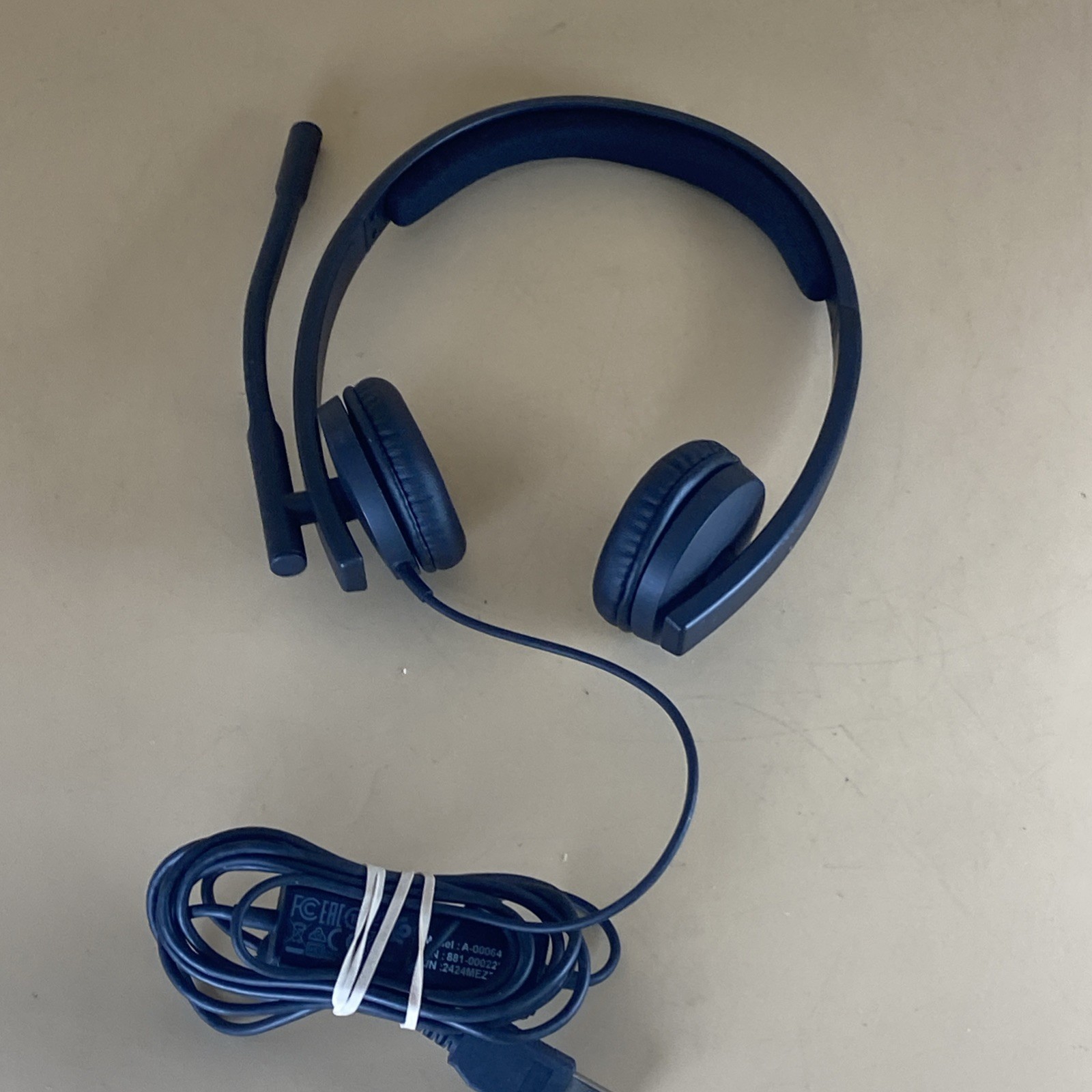 Logitech H570e Wired USB Stereo Headset, A00064  /Used