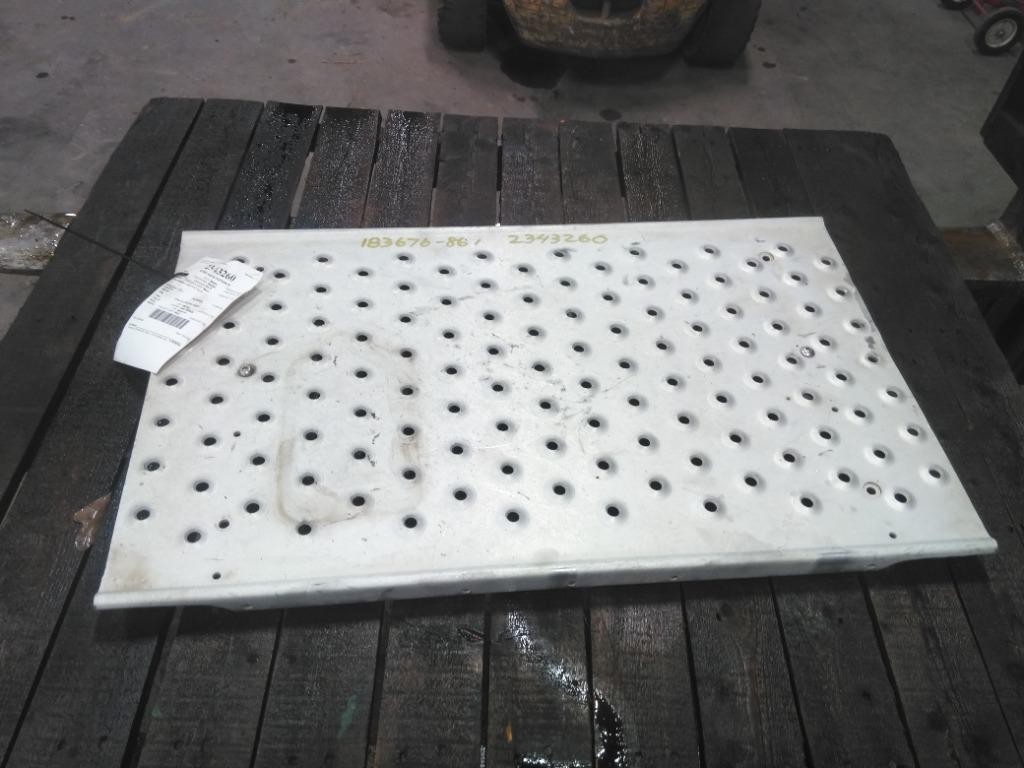 Replaces 2017 FREIGHTLINER CASCADIA 125 DECK CATWALK ,  GA