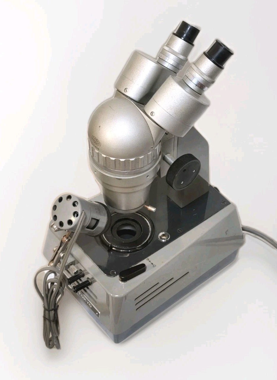 Vintage Olympus Tokyo JM Labratory Stereoscopic Microscope 222406 Working