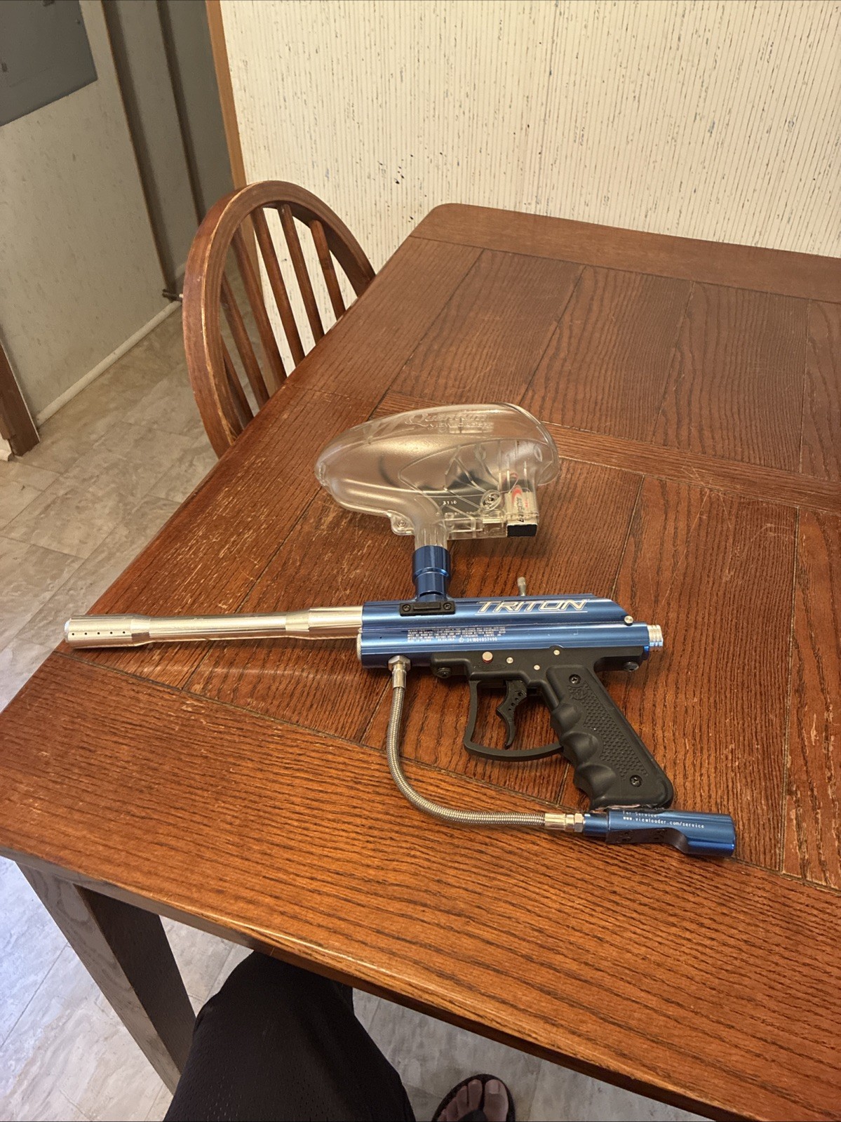Triton .68 Caliber Paintball Gun Marker Blue Chrome VL .68 Caliber Untested
