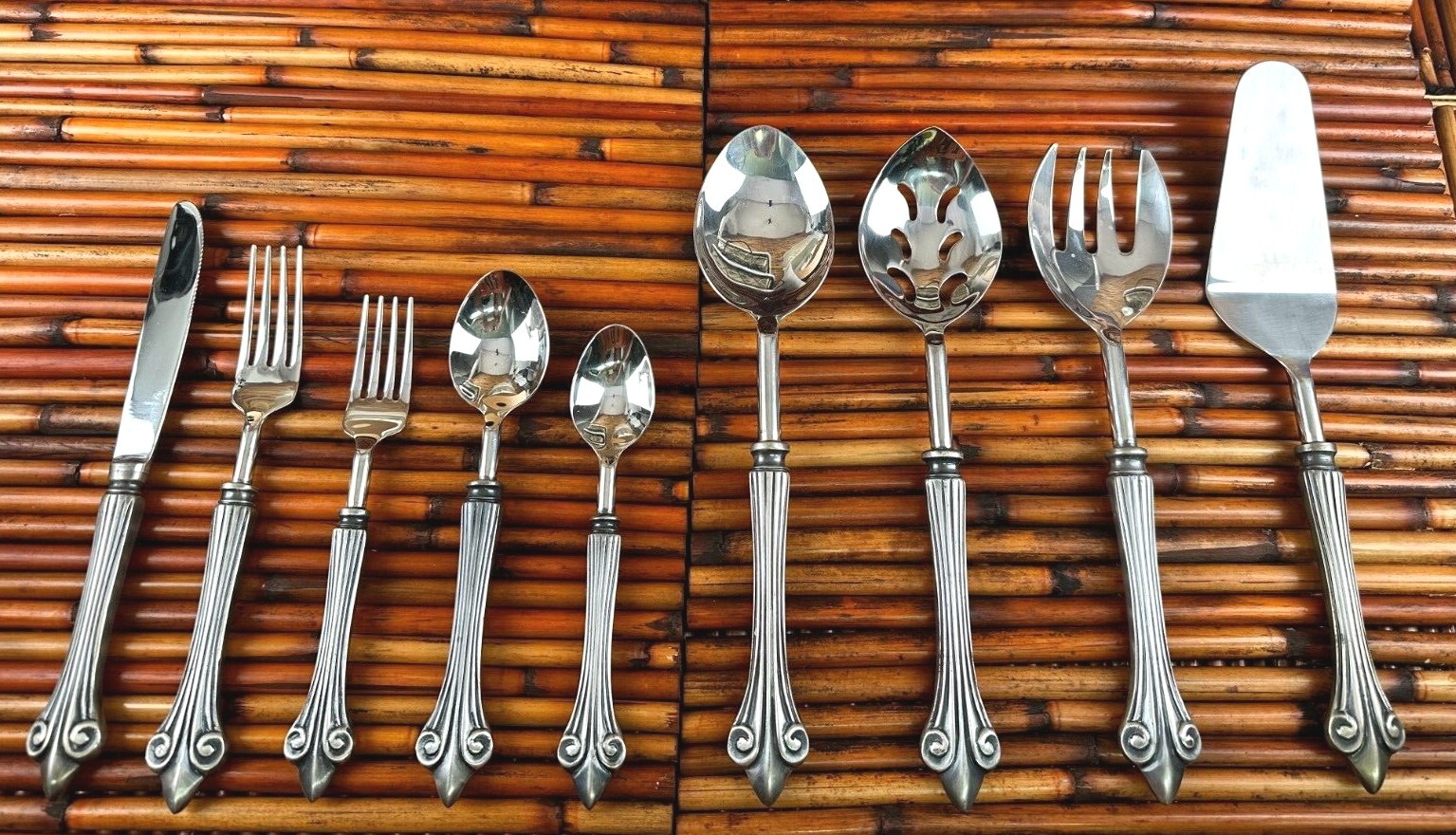 Towle * PEWTER KNIGHT Black Accent Stainless Flatware CHOOSE - CHOICE NEW (254)