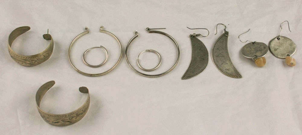 Vintage Lot Of 10 Pieces Earrings For Repair Reuse Retro Used C2G16