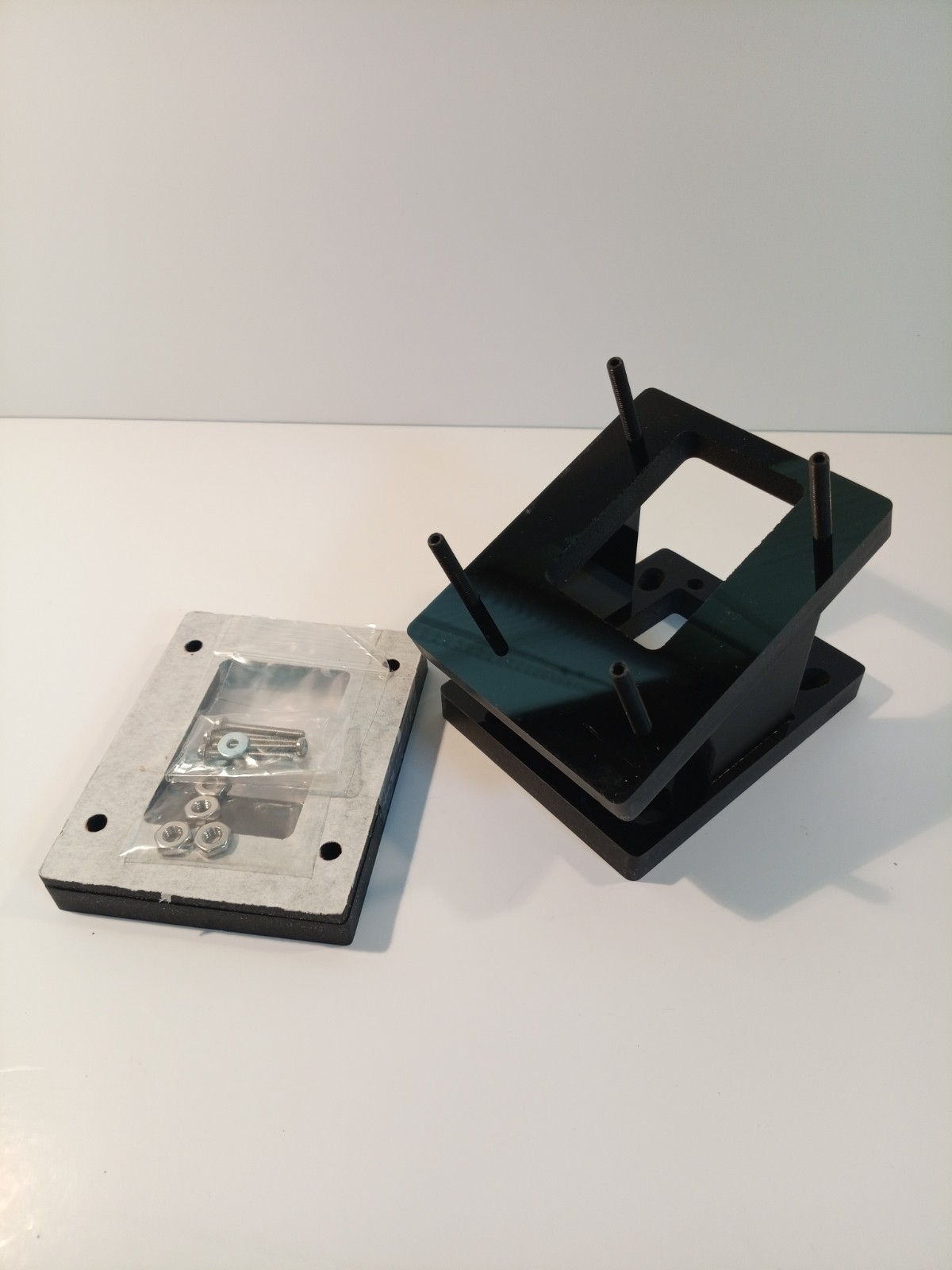Parlevel Systems POS Kiosk Angled Card Reader Mounting Bracket, Black