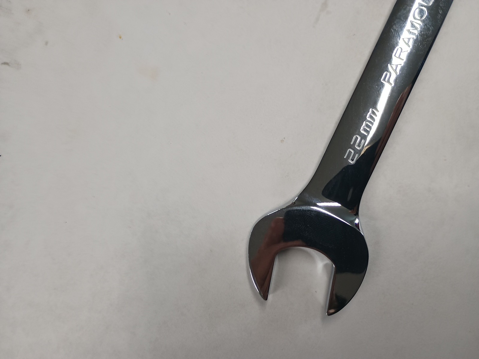Paramount 22 mm LOCKING FLEX HEAD Ratcheting Combination Wrench Chrome