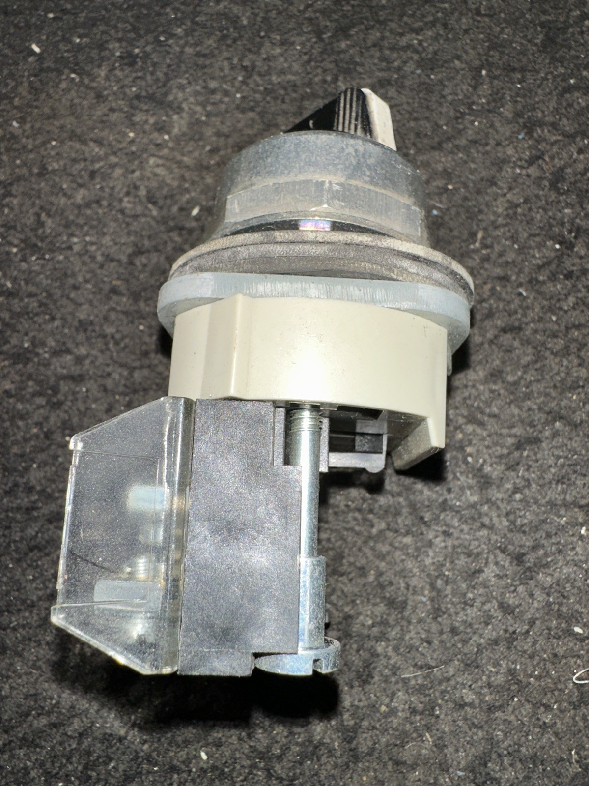 Allen Bradley 800T-H2 Ser T Selector Switch 4 wire (st730)