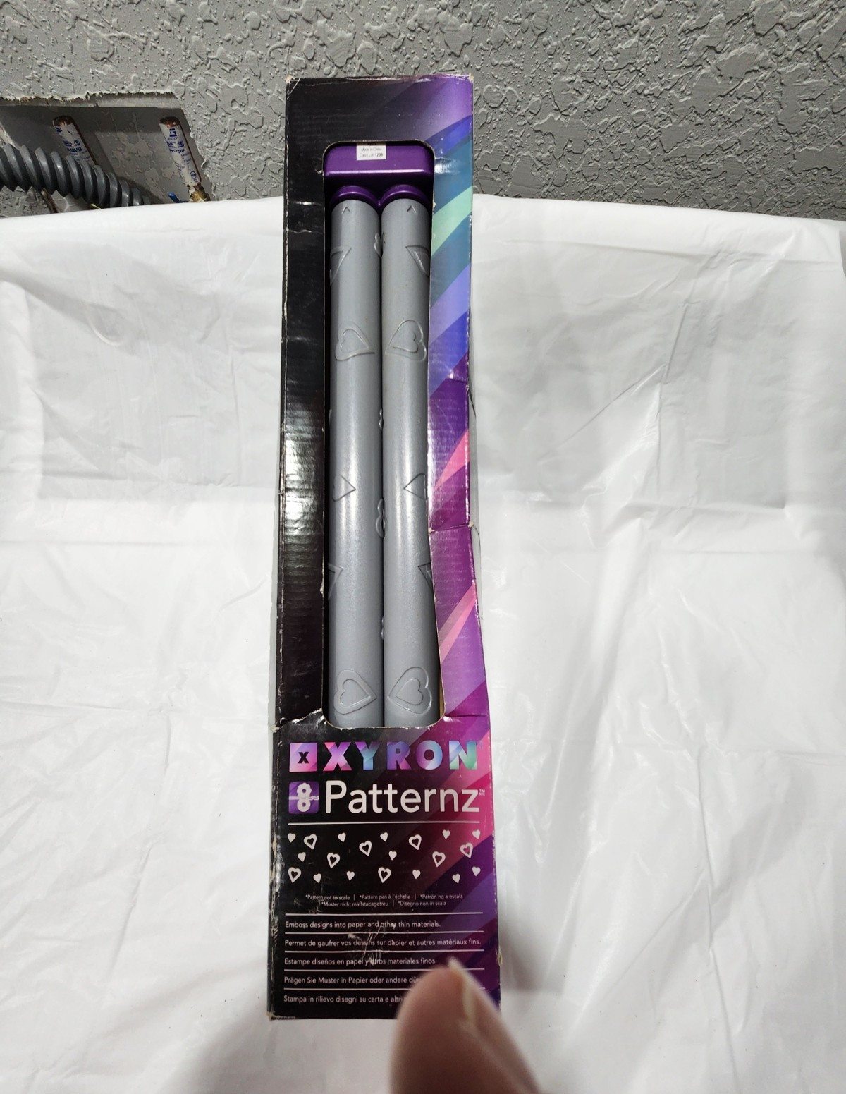 Xyron Patternz 8 Patternz Pattern Application Embossing Tool Hearts Scrapbooking