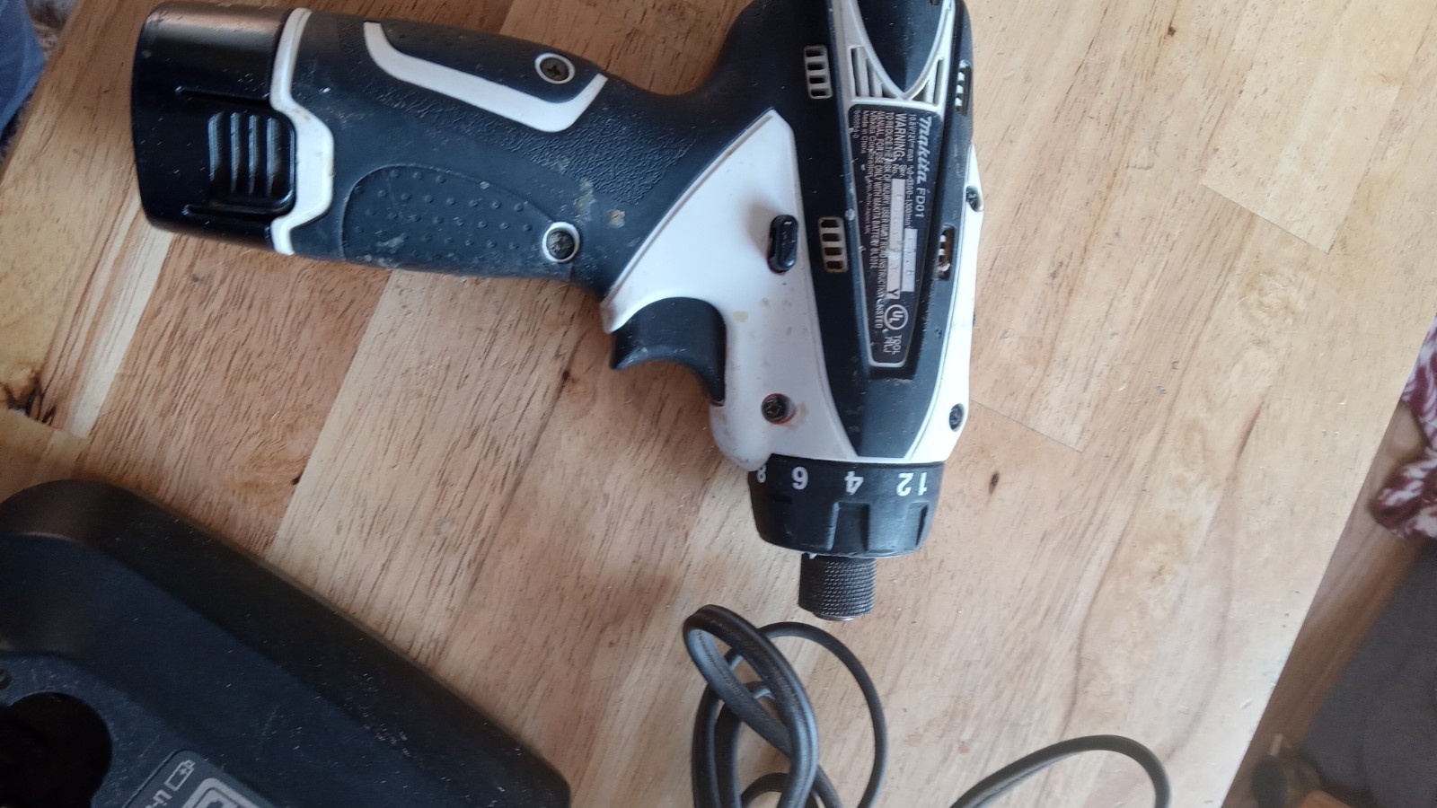 makita 12 volt impact /battery