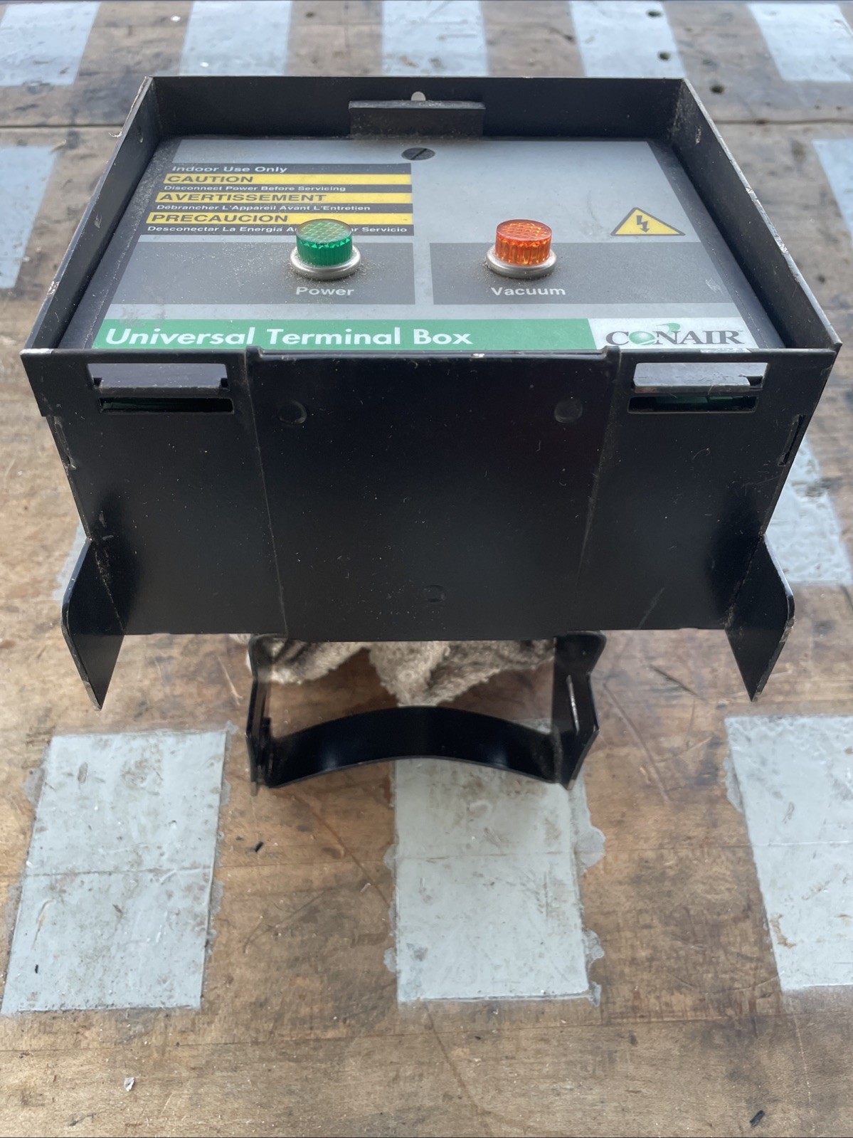CONAIR UNIVERSAL TERMINAL BOX