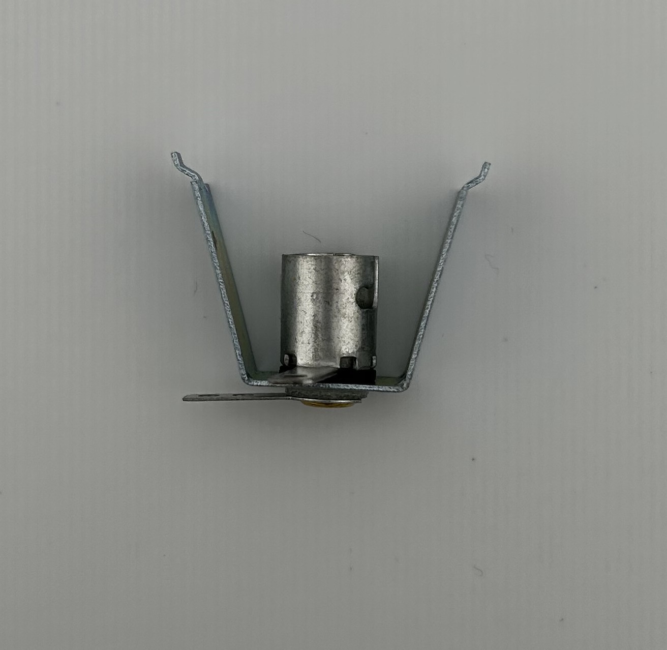 BA9S Miniature Bayonet Base Lamp Holder Insulated Socket for T-3 1/4 bulb