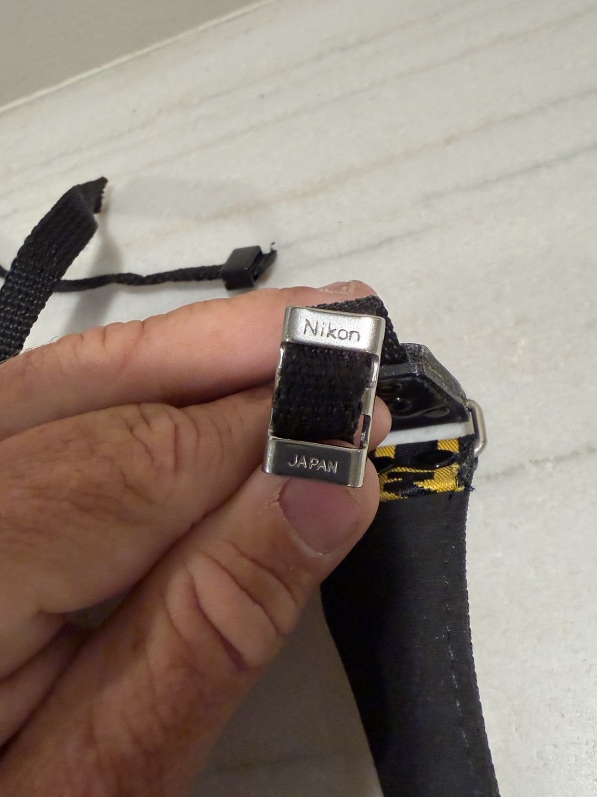 Genuine NIKON CAMERA NECK STRAP ( Vintage version ) Great Condition
