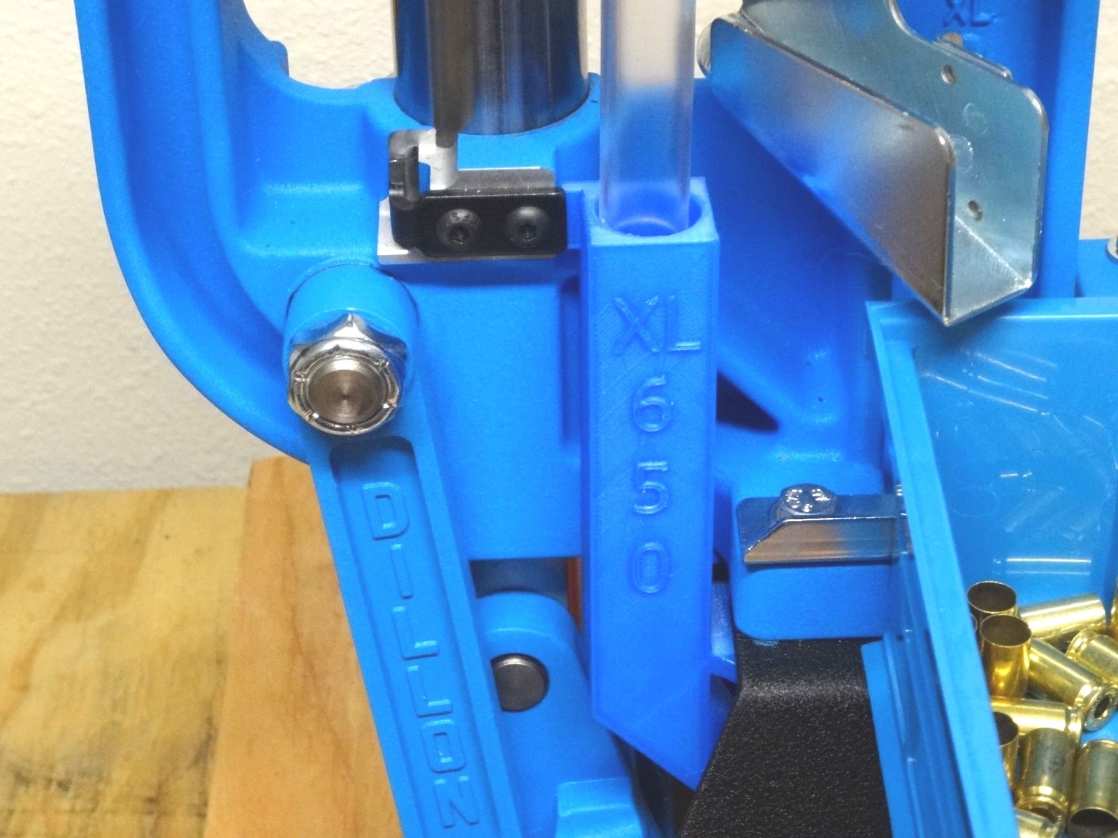 NEWEST spent PRIMER CATCHER Design for Dillon XL 650.  Primers off the floor