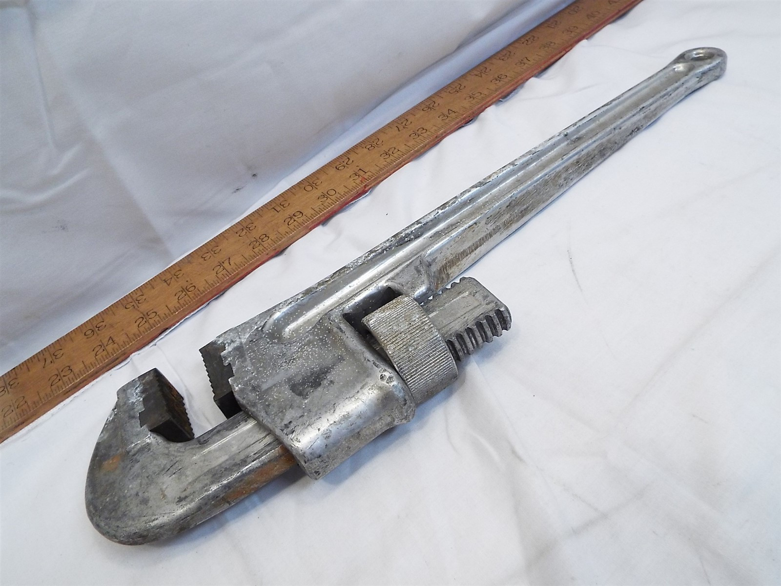 Schick No. 518 18" Aluminum Pipe Wrench Fitters Plumbing Tool Straight Handle A