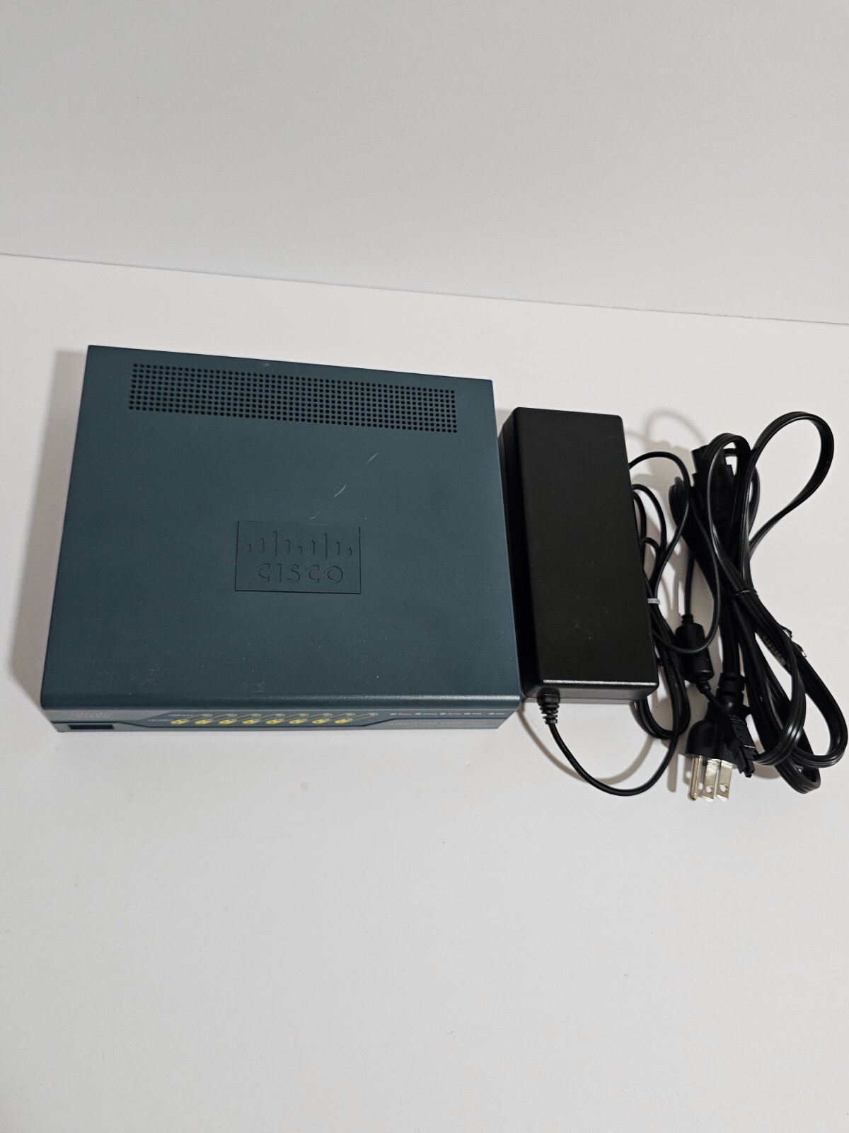 Cisco ASA5505-SSL10-K9 w/Security License, 10 SSL VPN peers Essentials