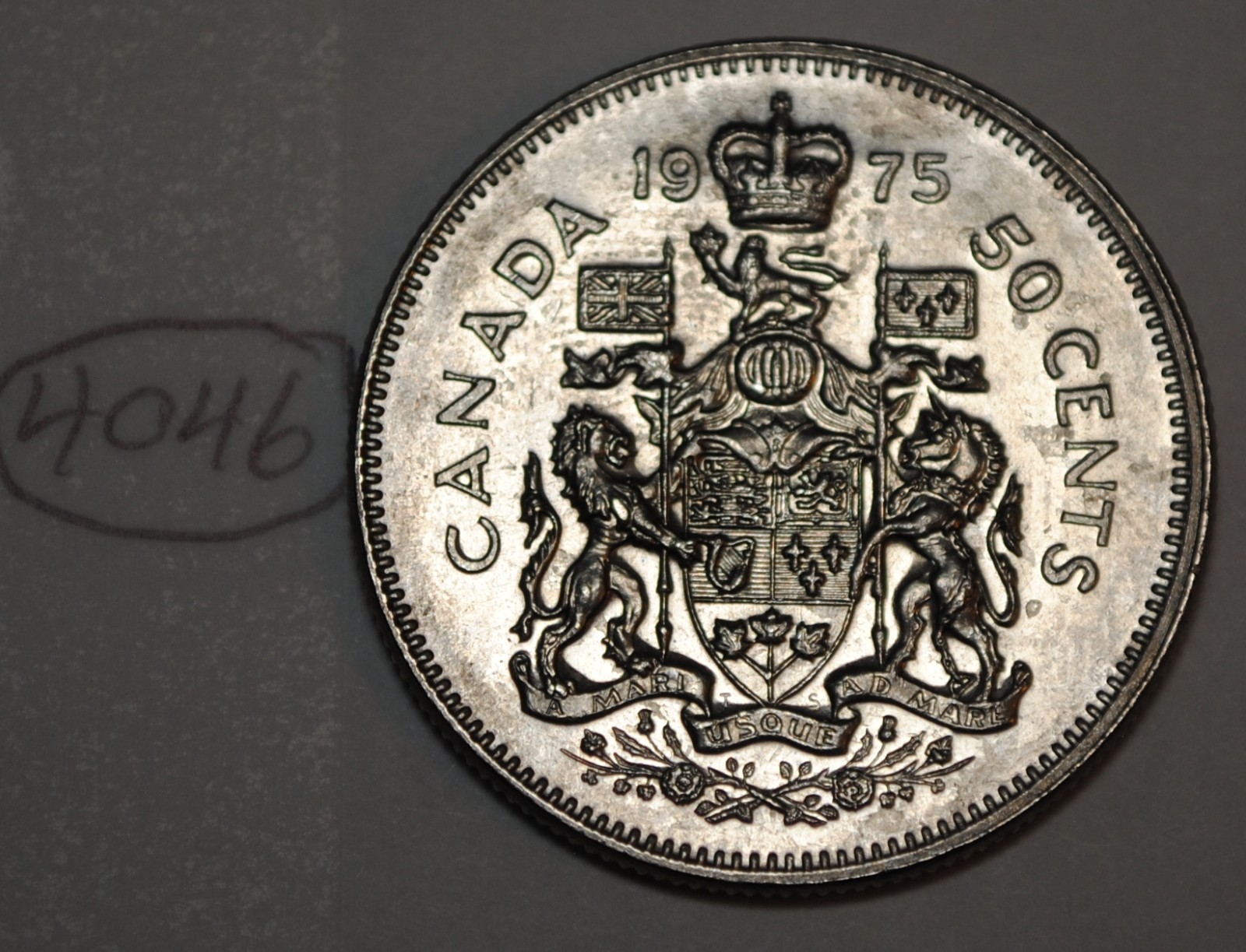 Canada 1975 50 cents - Canadian Half Dollar Lot #4046