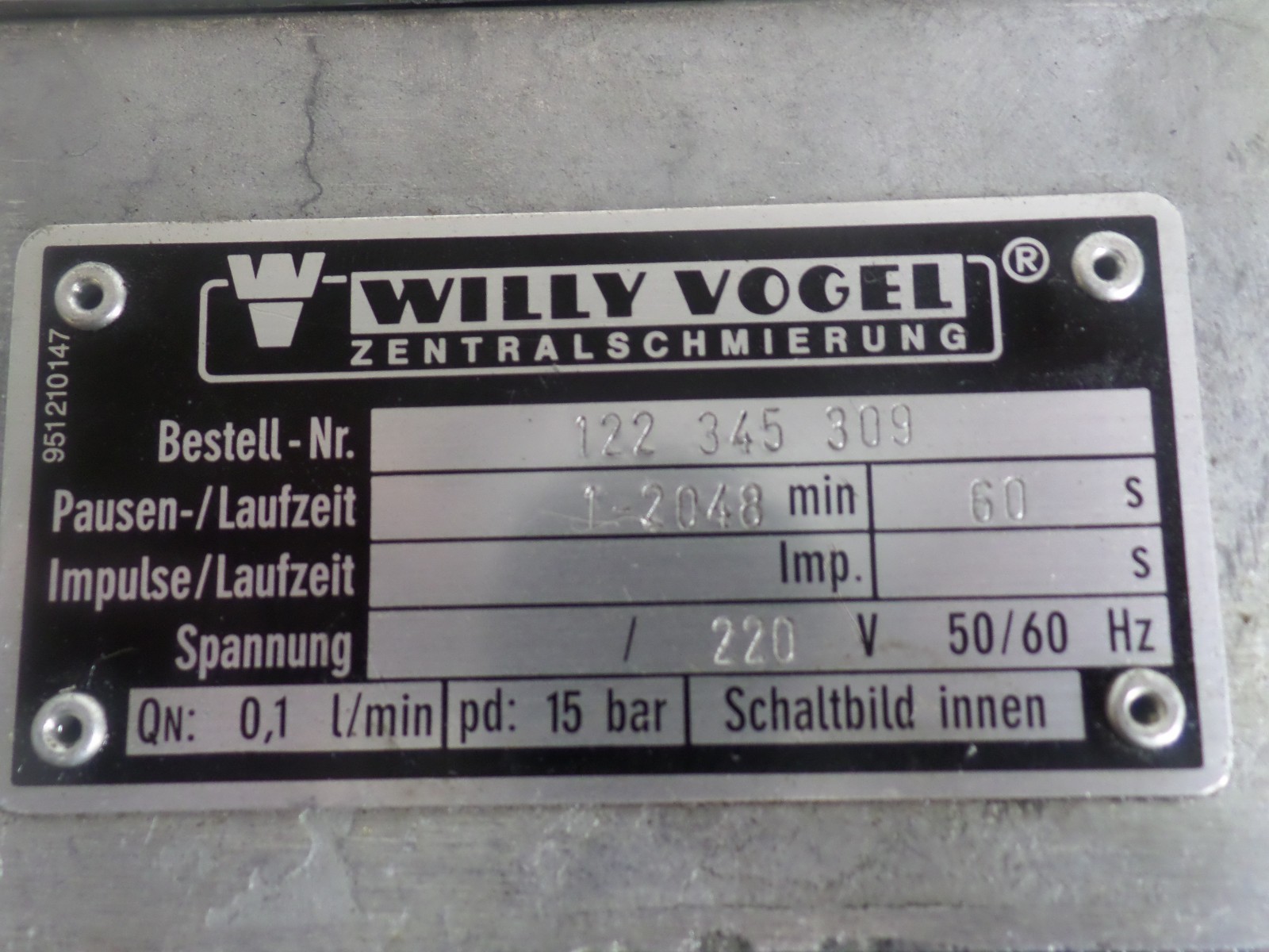 Willy Vogel 122-345-309 Lubrication Lube Pump 122345309 1-2048 Lot # 1063M Greg