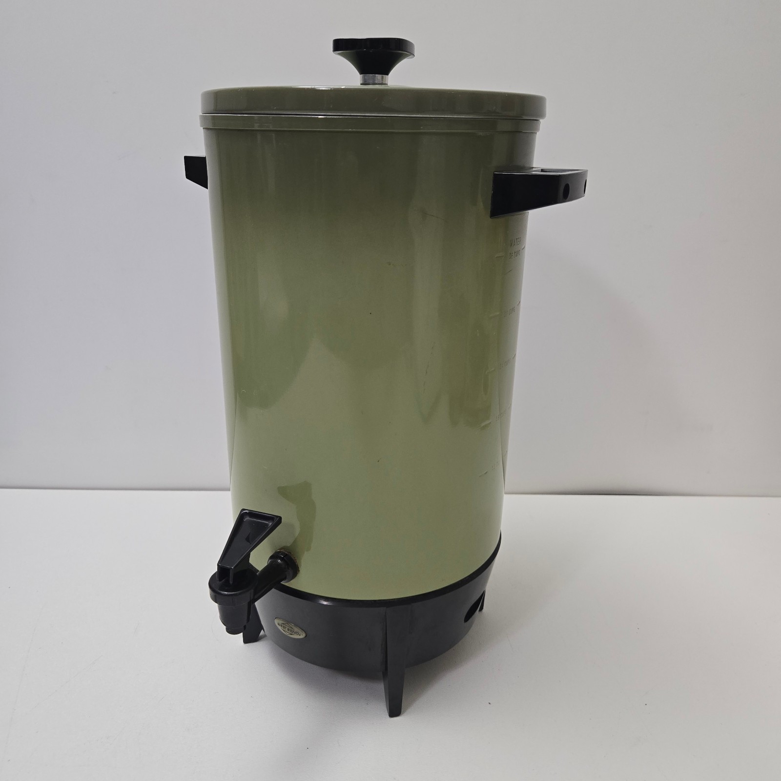 West Bend 36 Cup Coffee Percolator Continental Party Avocado Green