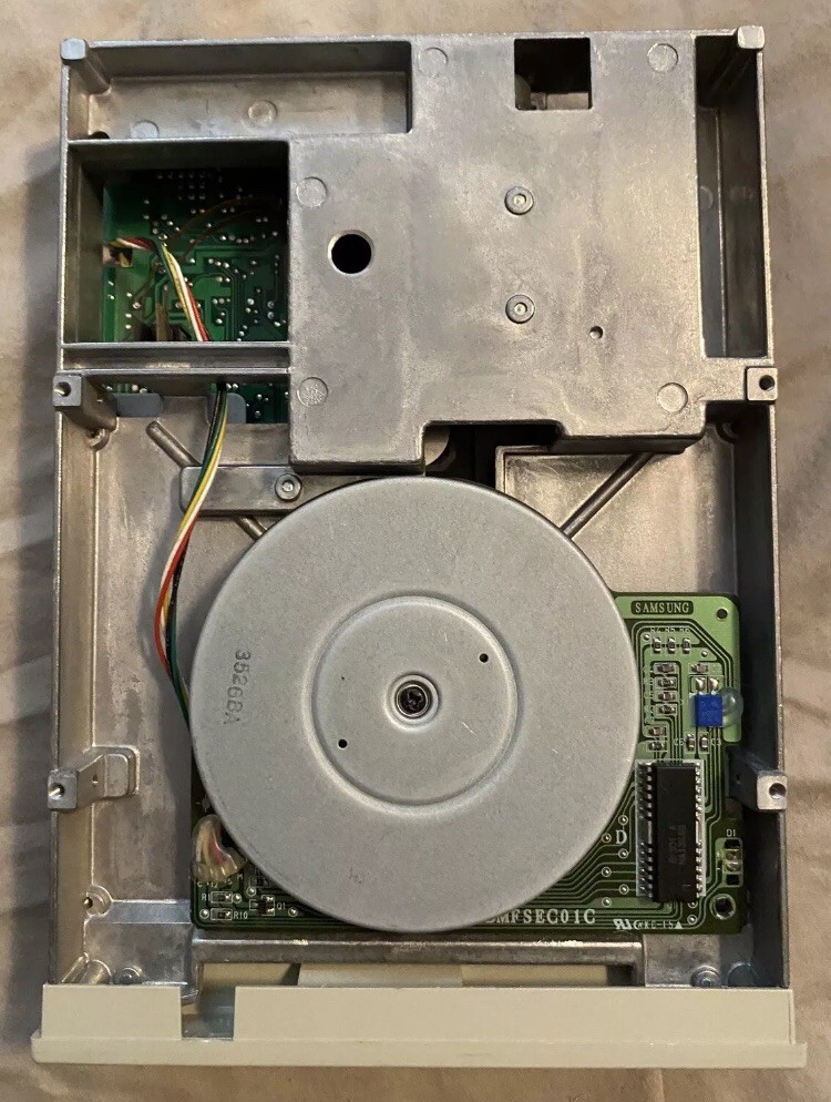 Samsung Sfd-560d 5-1/4” Floppy Drive