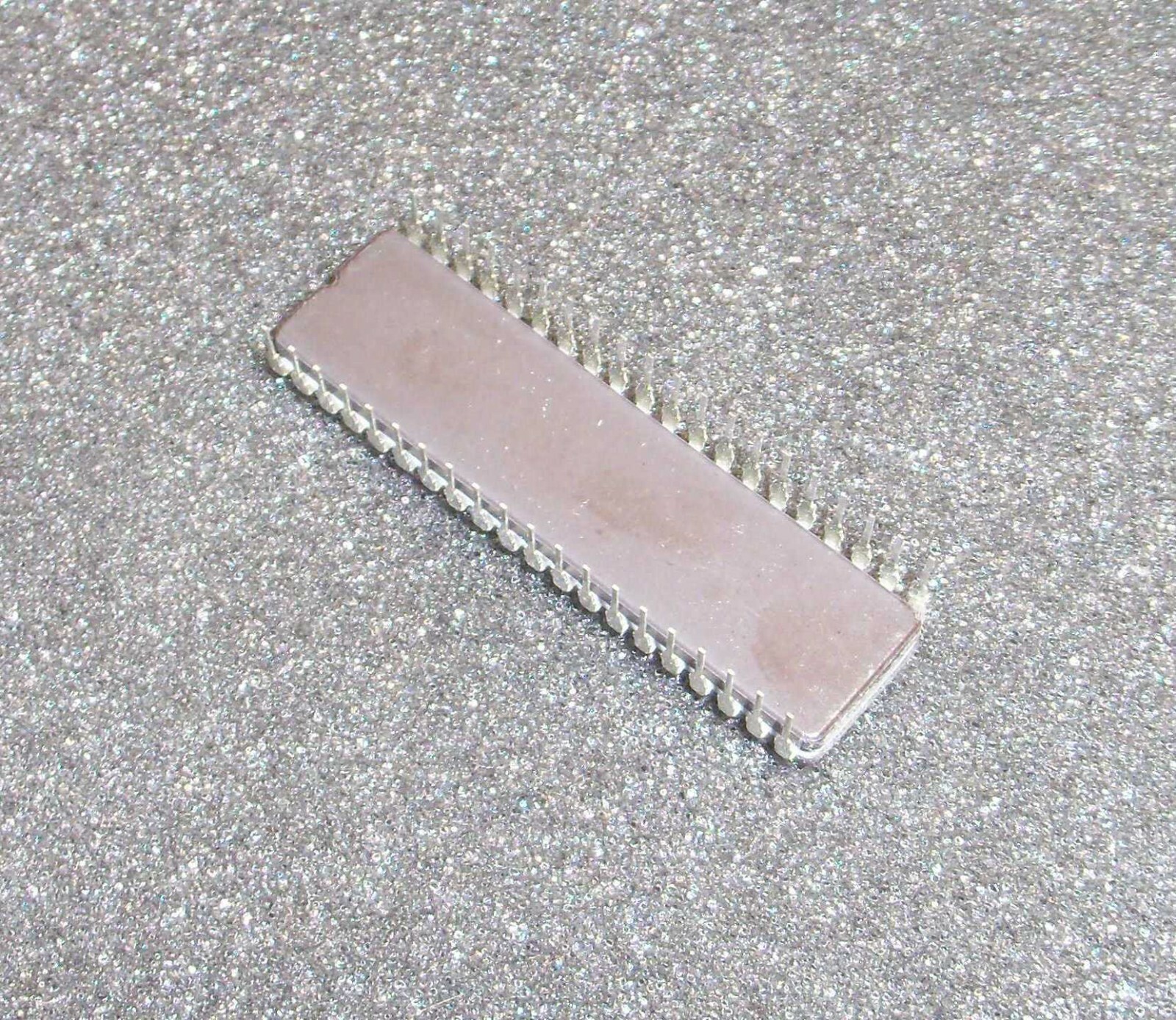 Genuine D8748D CERAMIC NEC HMOS-E 8-BIT MICROCONTROLLER IC