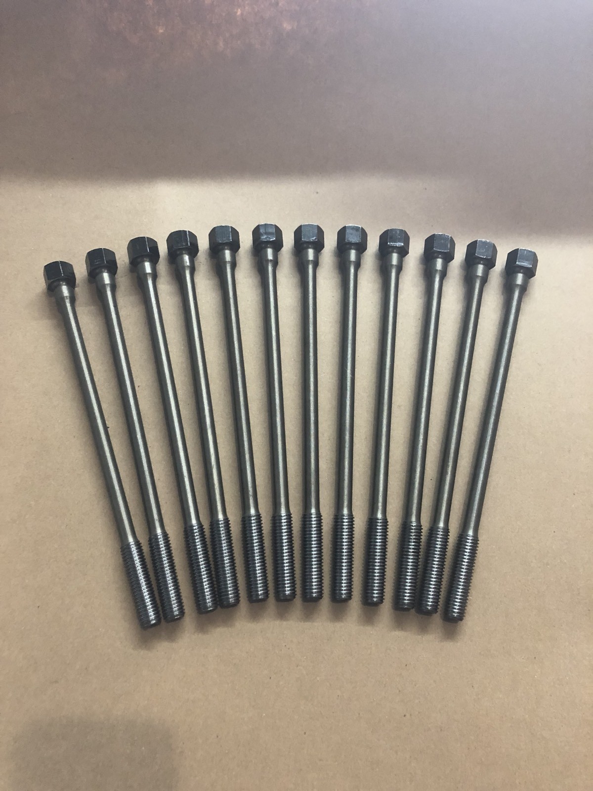 Deutz F3L912 912 AIR COOLED Cylinder Head Bolt Set 12 PCS.