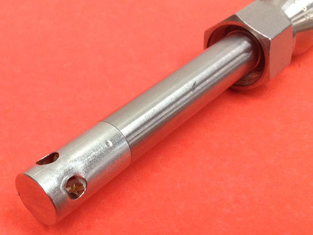 General Eastern - Model DY-537/25000 - Moisture / Humidity Sensor