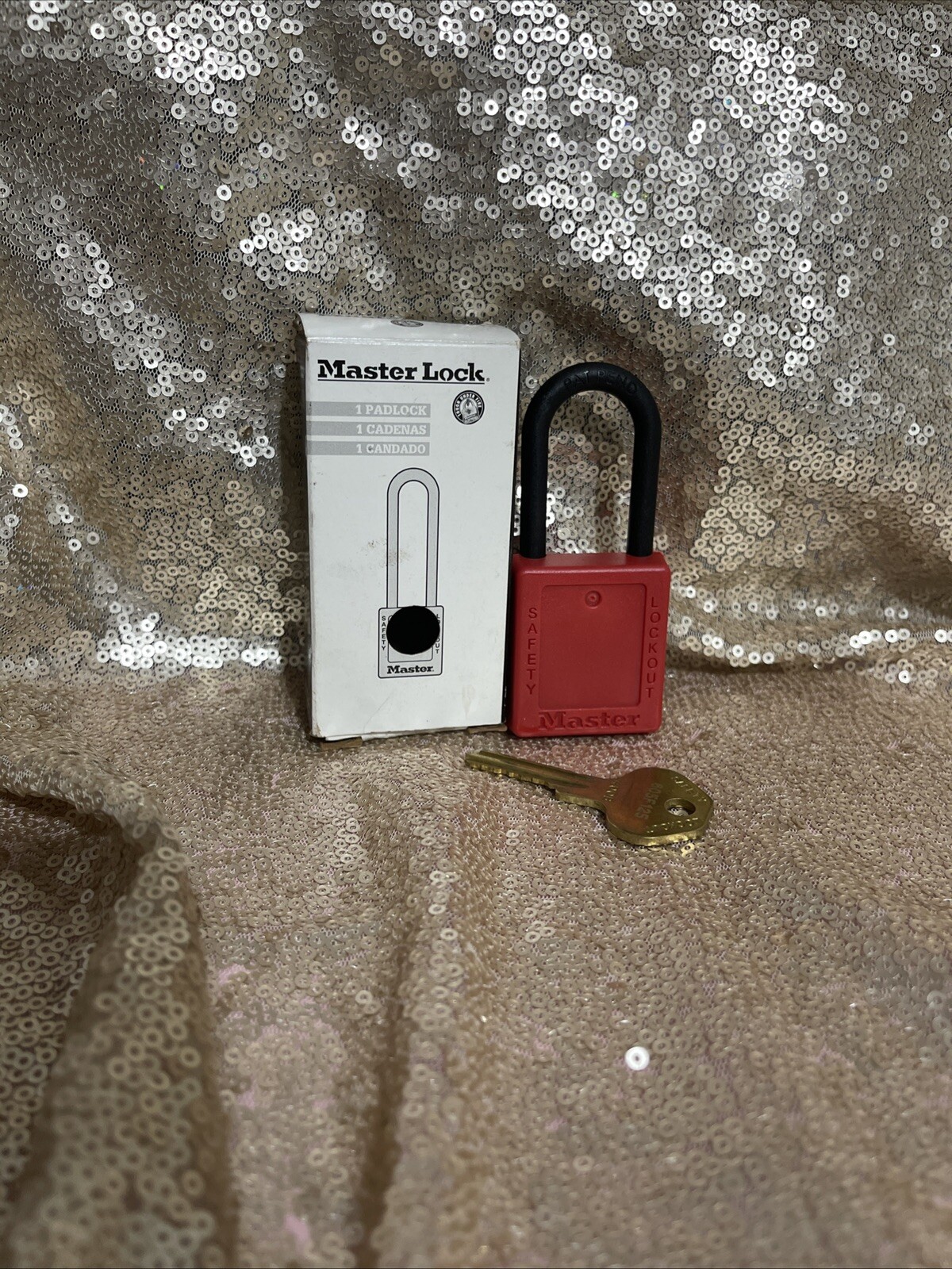 Red MASTER LOCK 406KA400RED Padlock New