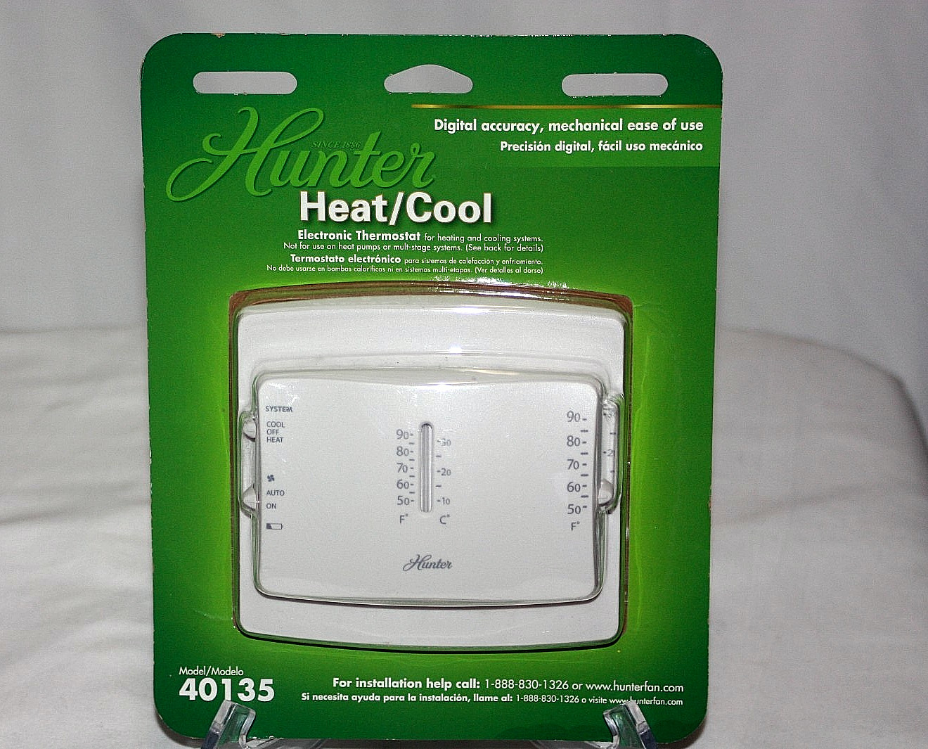 OEM Hunter Electronic Thermostat Heating & Cooling Systems Model 40135
