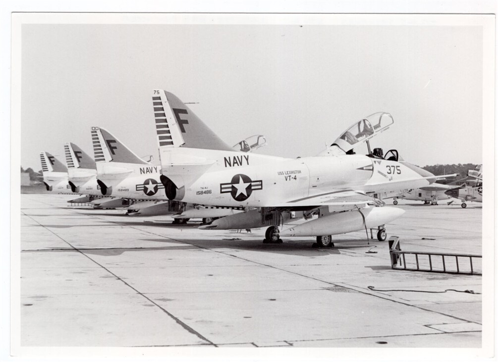 1978 US Navy TA-4J Skyhawk 158486 VT-4 USS Lexington at NAS Pensacola 5x7 Photo