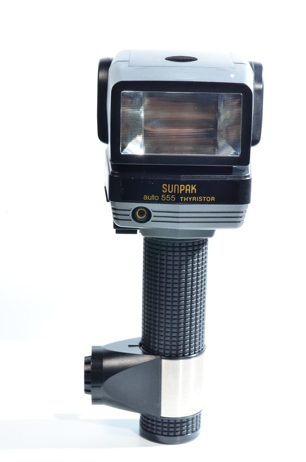 Sunpak Thyristor auto 555 Flash. ONE-OWNER. AUTOFOCUS READY - TESTED W/MANUAL.