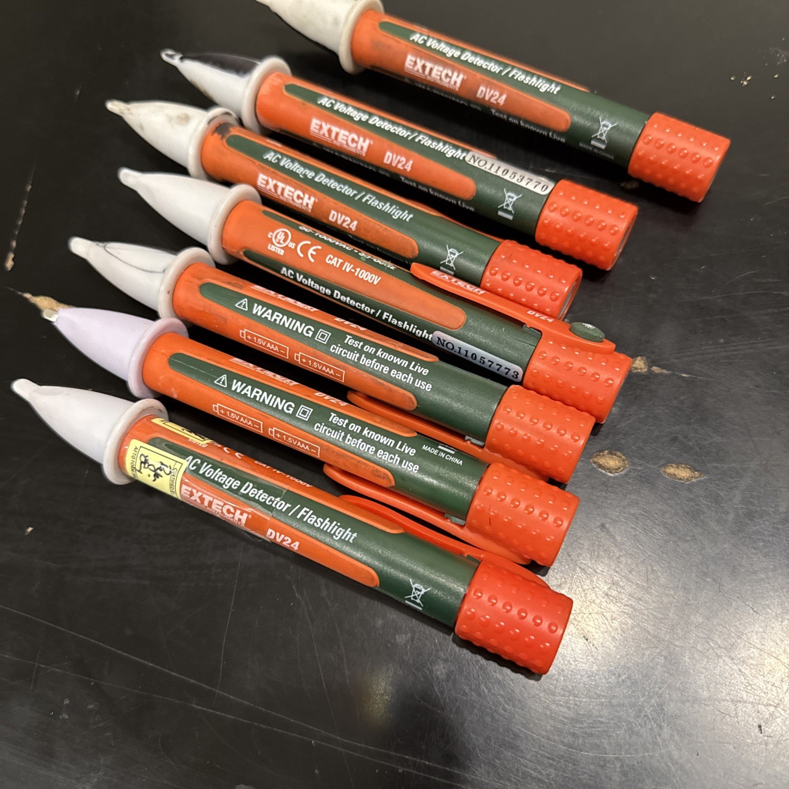 EXTECH DV24 / DV24 Lot