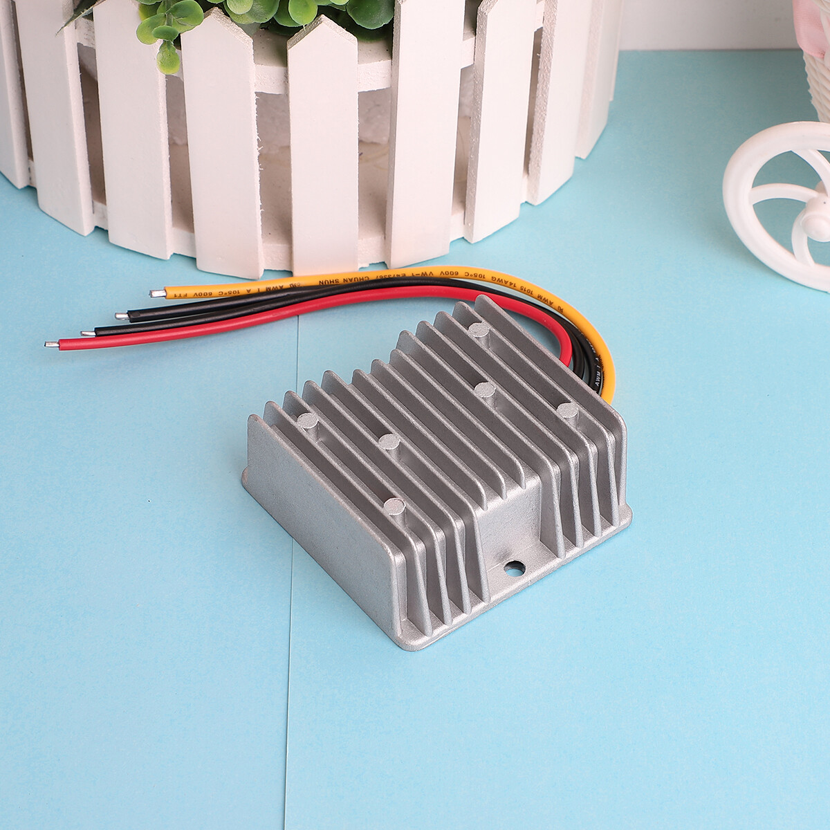 DC 48V to 24V 10A 240W Power Regulator Converter Transformer Step Down Module