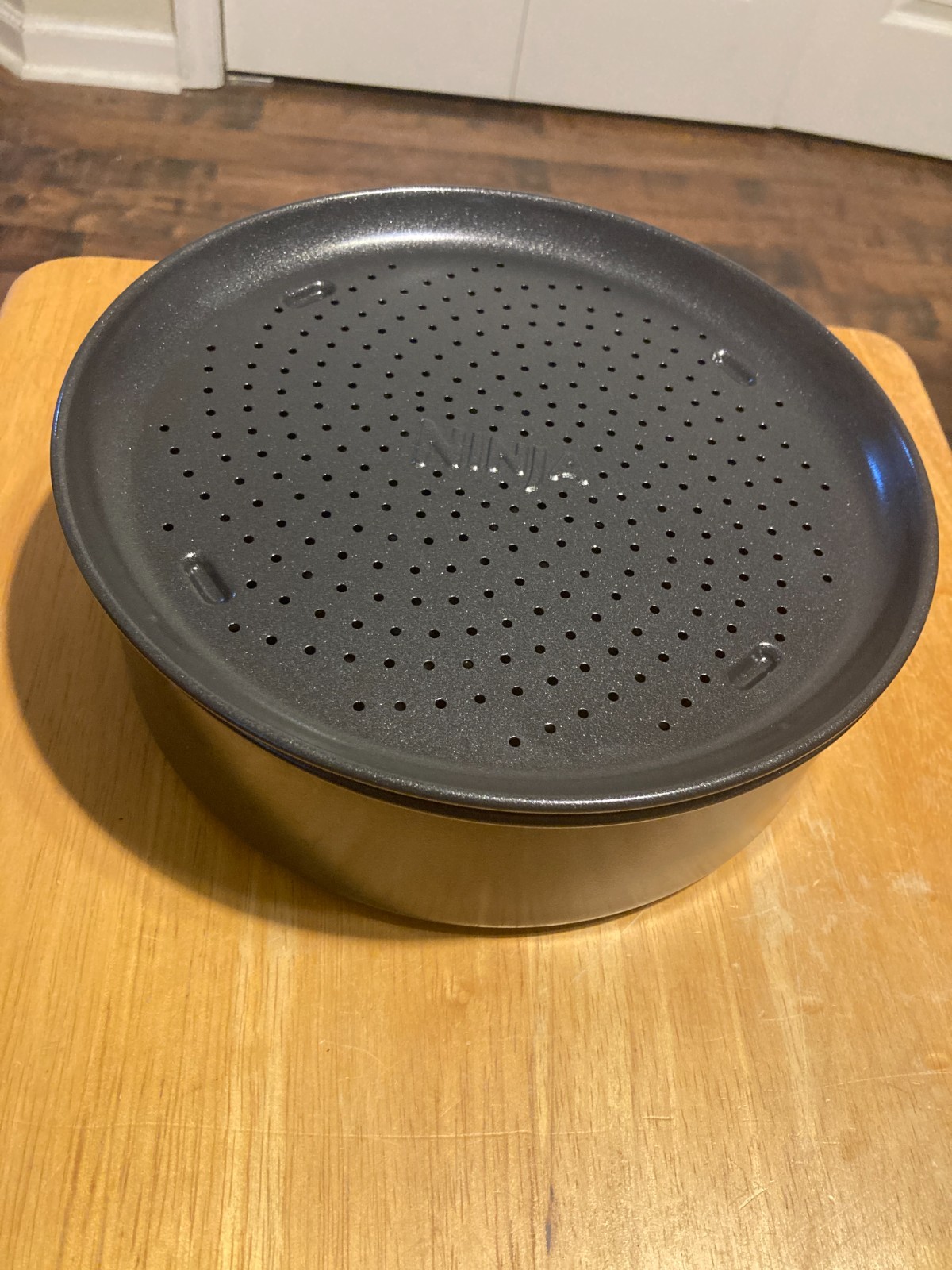 3 DIFFERENT PIECES OF Ninja COOKWARE NINJA BLACK IN FINE CONDITION 8 1/2"