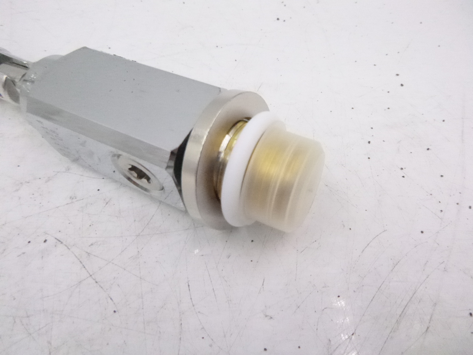 2 Pack Cavagna Medical Oxygen Post Valve CGA870 0.750"UNF Toggle 3360PSI
