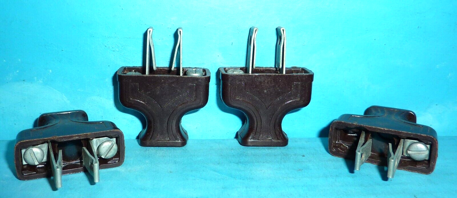 4 Vintage Art Deco Bakelite 120V Replacement Plugs for Radios Appliances Etc.