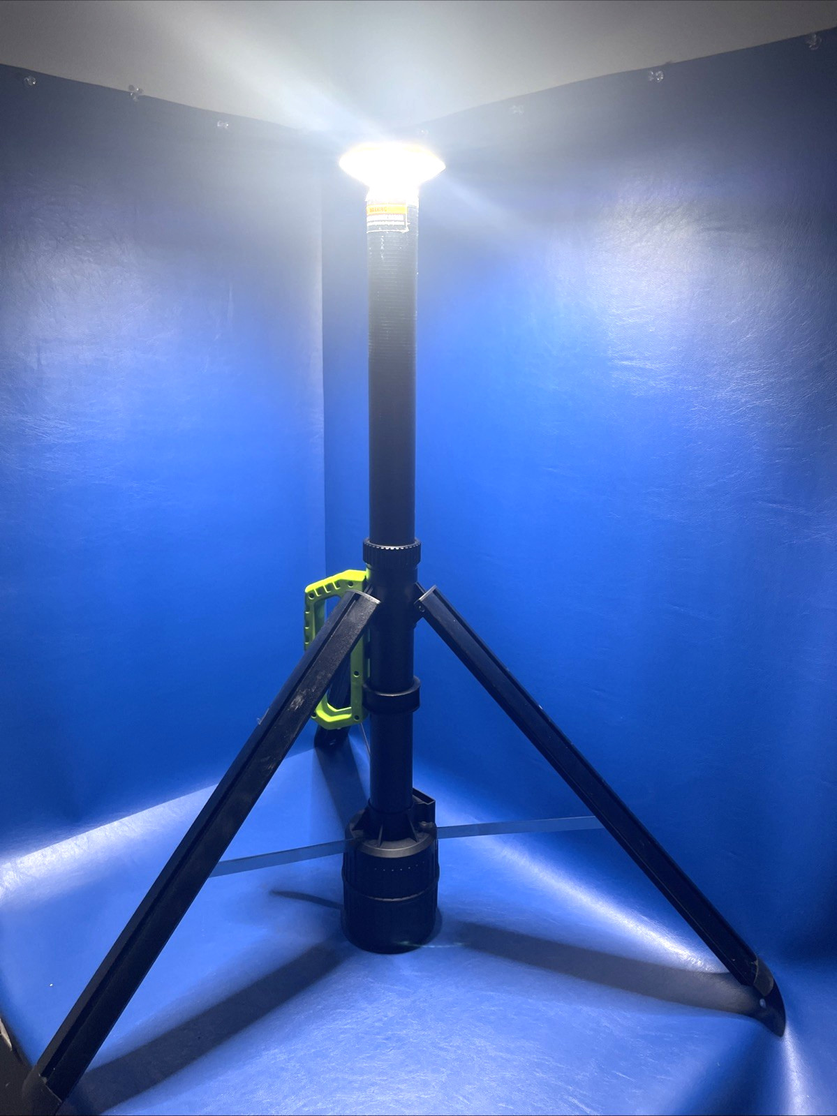 Tresda Rechargeable Telescopic Camping Light, 8.4 FT LED Work Lights / NO REMOTE