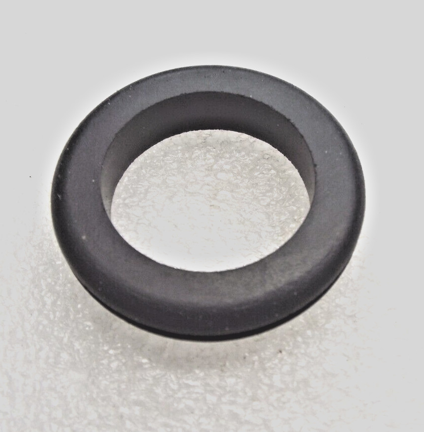 x2 RUBBER GROMMET 1-1/2" HOLE X 1/16" PANEL 1-1/4" INSIDE DIAMETER GASKET SEAL