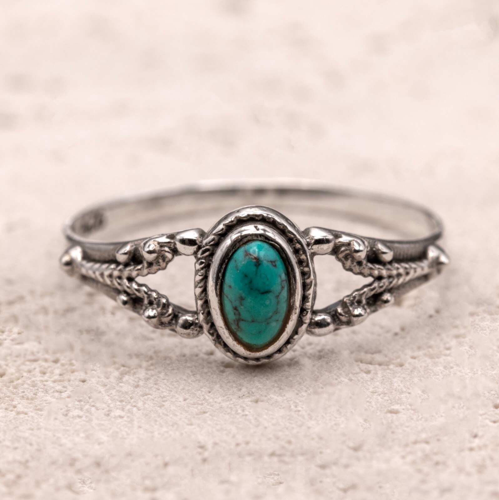 925 Sterling Silver Ladies Vintage Style Ring Turquoise Gemstone Boho Design
