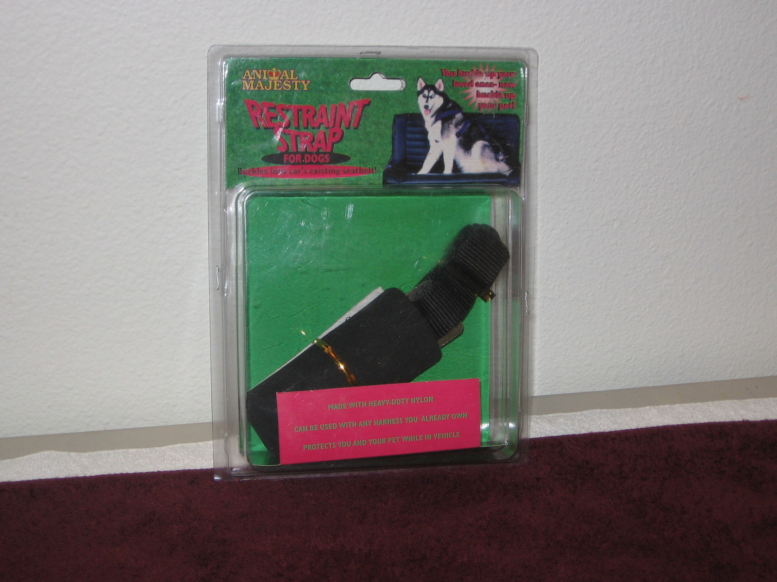 NIB ANIMAL MAJESTY RESTRAINT STRAP FOR DOGS